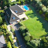 Exklusives Traumdomizil mit Privatpool in malerischer Lage von Bendestorf