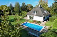Exklusives Traumdomizil mit Privatpool in malerischer Lage von Bendestorf