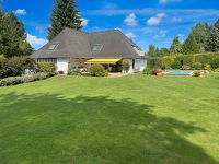Exklusives Traumdomizil mit Privatpool in malerischer Lage von Bendestorf