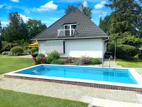 Offene Besichtigung: SO, 23.11.25, 13-14 Uhr!
Exklusives Traumdomizil mit Privatpool in Bendestorf