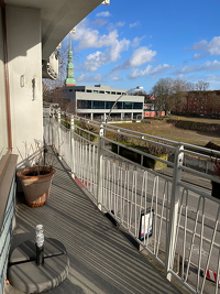 Großzügige 2,5- Zimmer- Wohnung in Altona