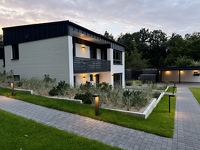 Haus-im-Haus mit privatem Garten im Sylt-Stil | Terrasse & Loggia | sonnig, ruhig und neuwertig