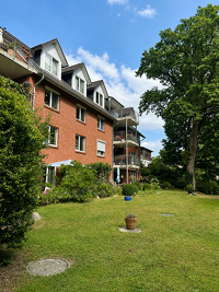 Großzügige, moderne Dachgeschosswohnung mit Balkon und Blick auf die Seeve