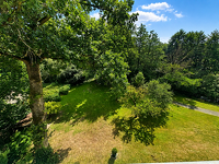 Großzügige, moderne Dachgeschosswohnung mit Balkon und Blick auf die Seeve